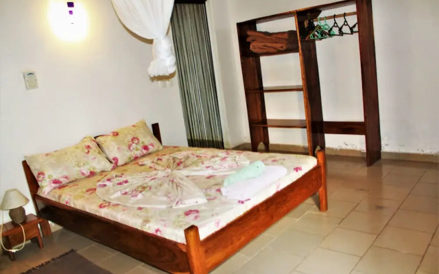 Jerreh Camp Lodge