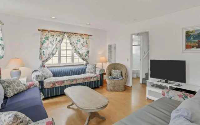 1106 Park Avenue