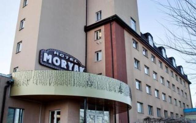 Гостиничный комплекс Моряк Мариуполь вид на фасад