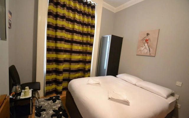 Hyde Park Suites