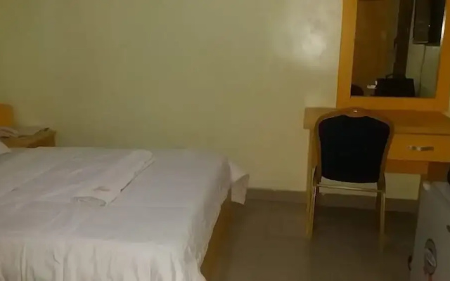 Suitoria Hotels