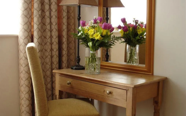 Crouchers Country Hotel - Hotel