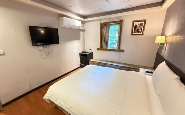 Travel Time Hotel