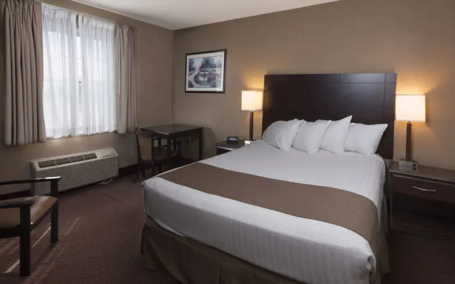 Moberly Inn And Suites
