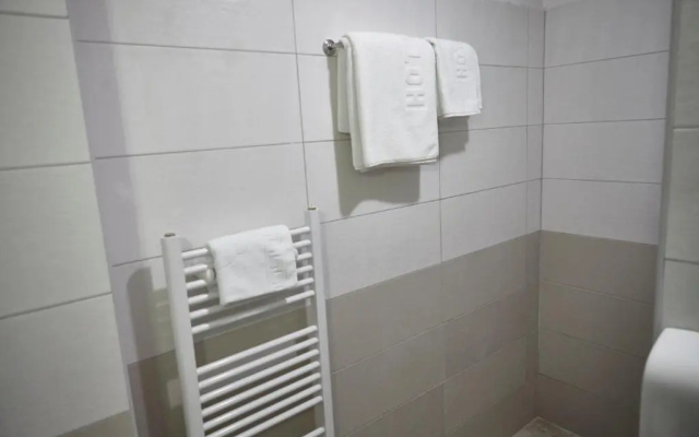 Saraj