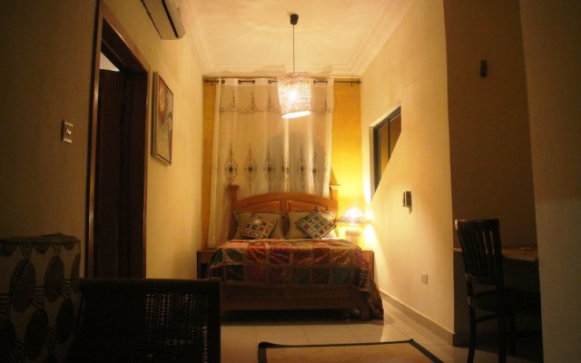 Accra Royal Castle Apartments & Suites in Accra, Ghana from 58$, photos, reviews - zenhotels.com hotel front