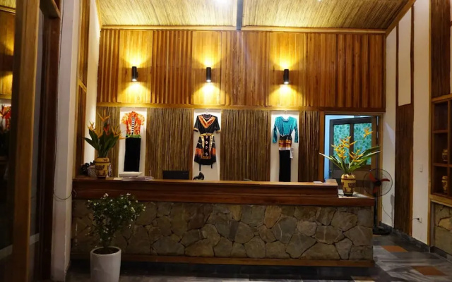 Ba Khan Village Resort