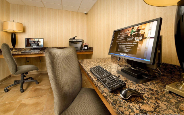 Drury Inn & Suites Near La Cantera Parkway