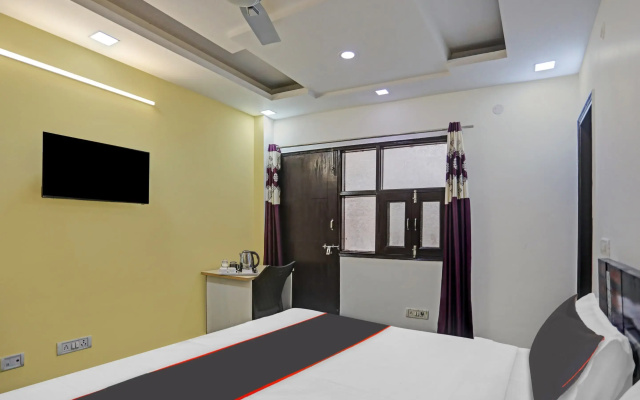 Collection O Nirvana Residency Near Lotus Temple