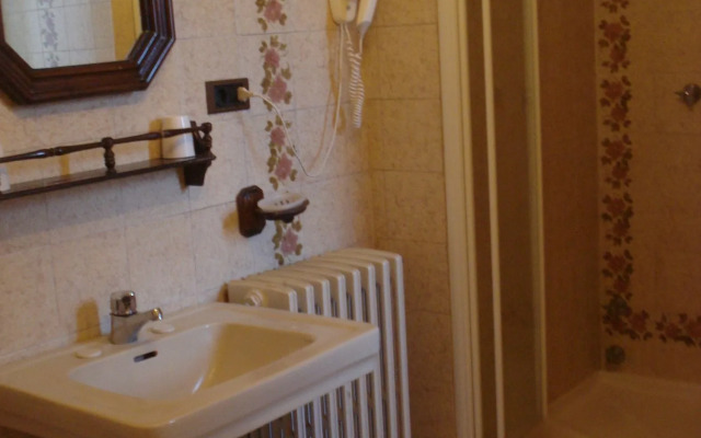 Hotel Moderno