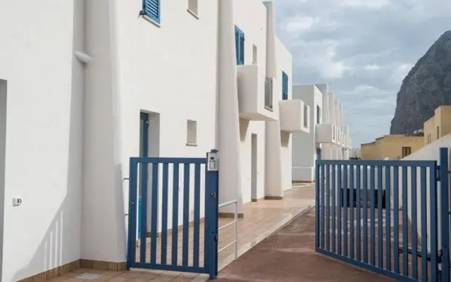 Blu Mare Apartments