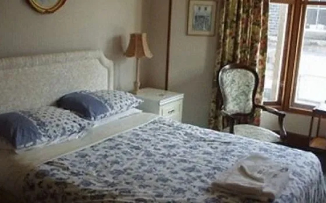 Gardenia Guest House - B&b