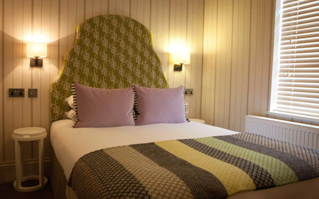 Queens Head Inn & Restaurant