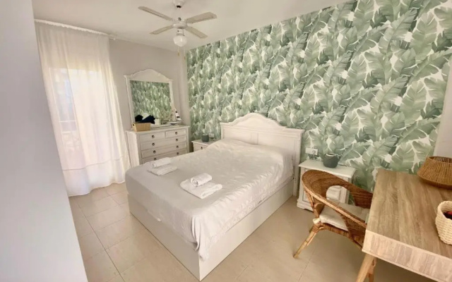 1ªLínea-50m de playa-210m2 utiles-BBQ privada-Vistas al mar-3 terrazas