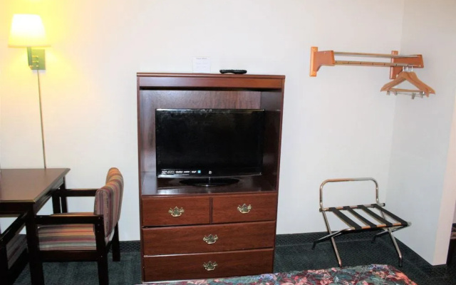 Cumberland Inn and Suites