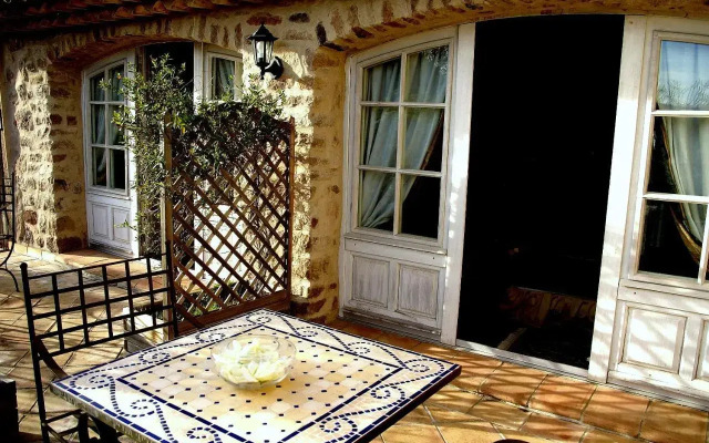 La Bastide d'Einesi