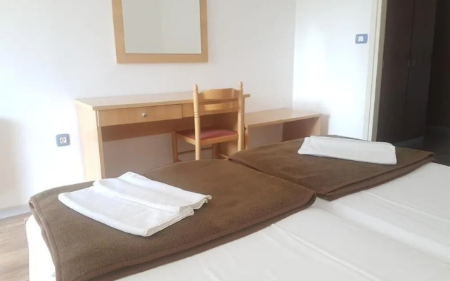 Hostel Erks