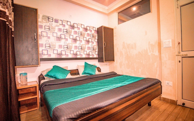 Triple One Hostels And Hotels
