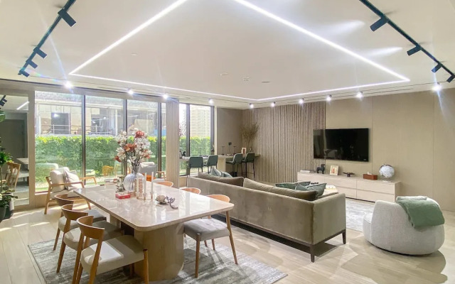 Modern Studio With Rooftop Pool and gym in JVC