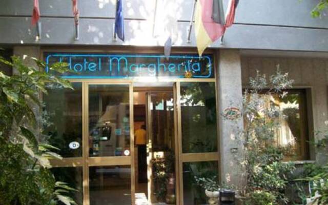 Отель Albergo Margherita Кьянчиано Терме вид на фасад