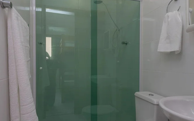 Chalés Por Temporada No Villagio Santa Mônica, Em Caraguatatuba
