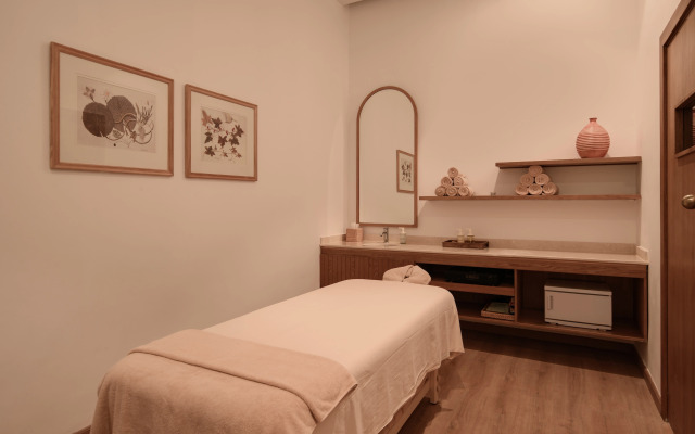 Sakhra Hotel & Spa, Almaza Bay