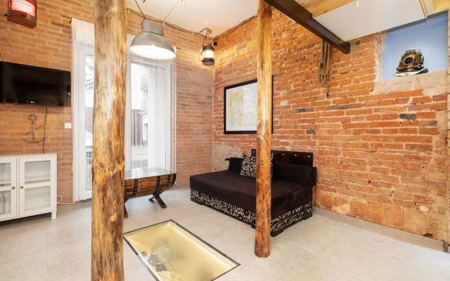 Stylish Apartment in Center by Renters