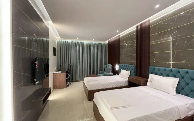 Galaxy Club & Hotel