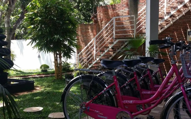 Aura City Hostel