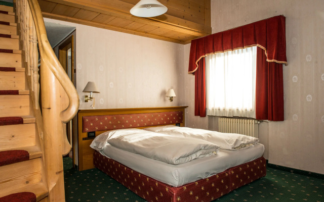 Alba Alpine Hotel