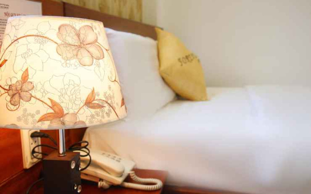 Forever Hotel