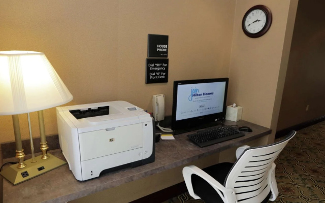 Hampton Inn Clinton Mo