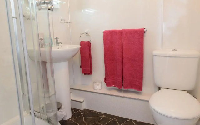 Cherry Grove Guest House