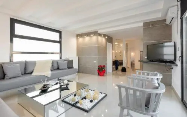 Ace Location | Luxury Building
