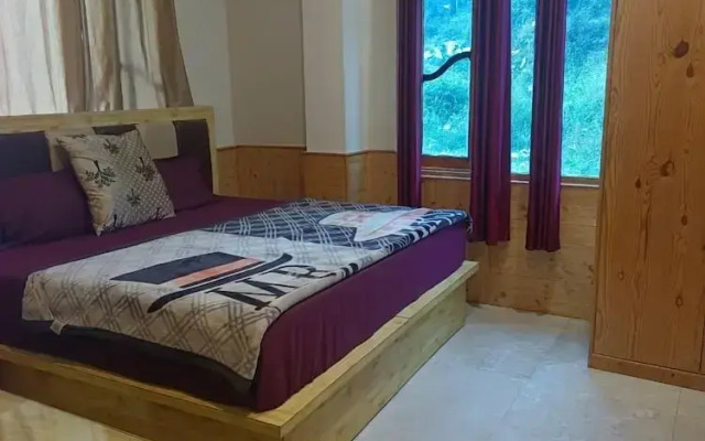 Shesh Besh Guest House & Restaurant