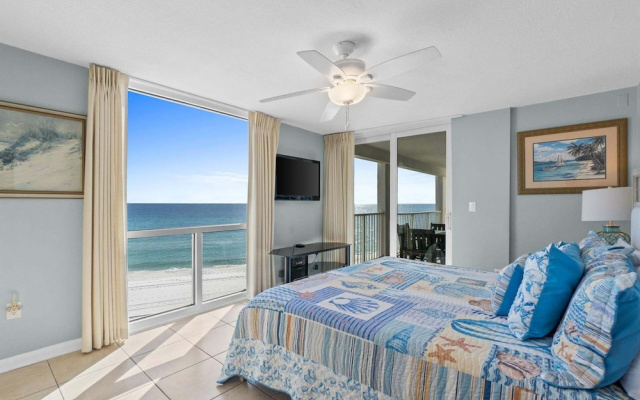 Shoreline Towers 1051 3 Bedroom Condo