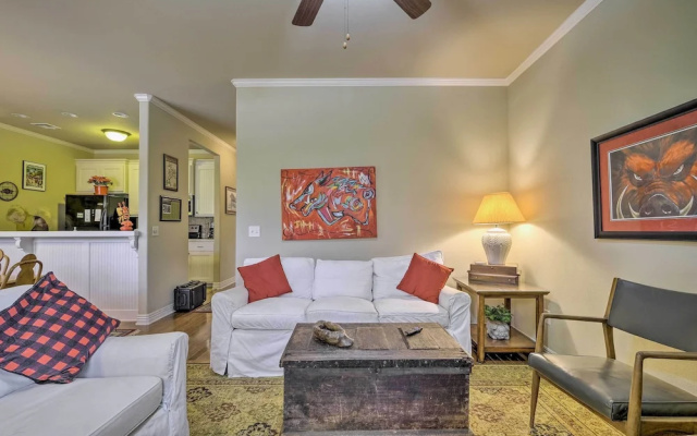 Fayetteville Apt by Univ of Arkansas Campus!