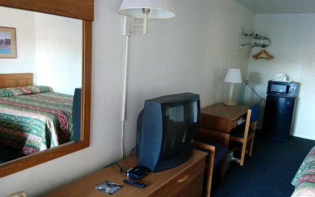 Economy Inn Safford