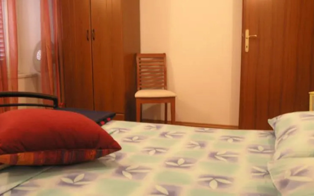 Apartments Saraka