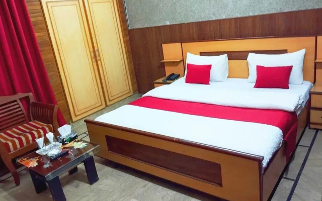 Karachi Motel