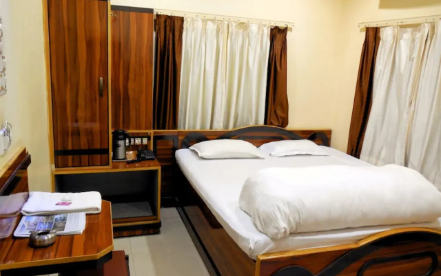 Hotel Samrat