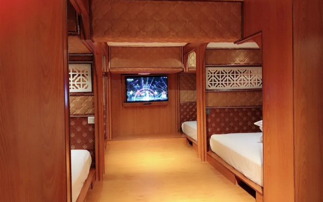Meiling Hotel