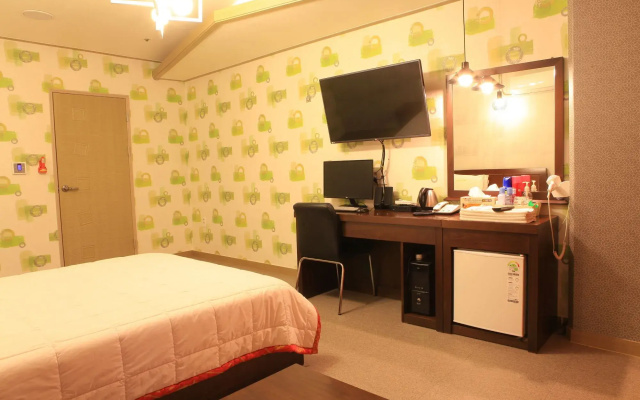 Marina Motel Busan Station