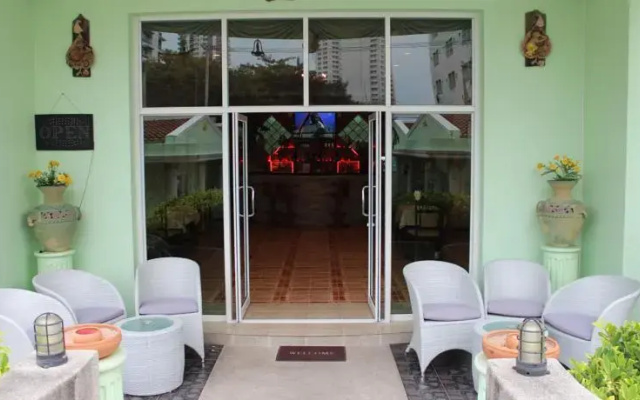 Romanasia Hotel