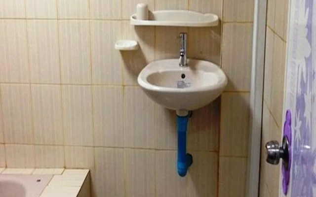 Daddy's Home Hotel