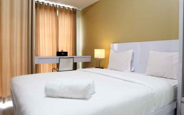 Cozy Studio Grand Dhika City Apartment By Travelio