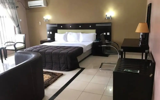 Randekhi Royal Hotel