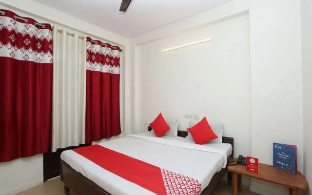 OYO 28260 Hotel Ganga Sagar