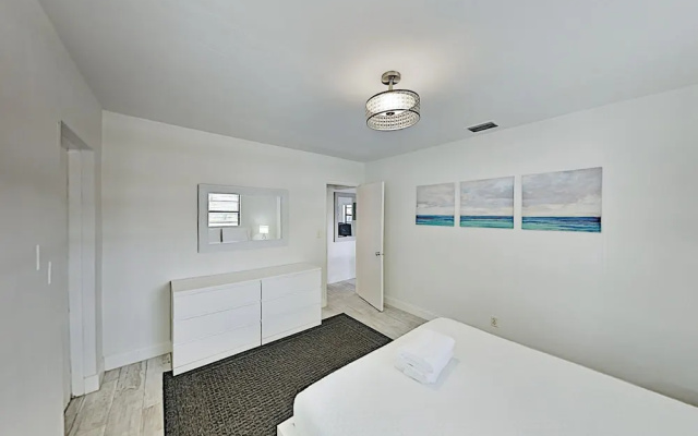 1959se3r 1 Bedroom Apts