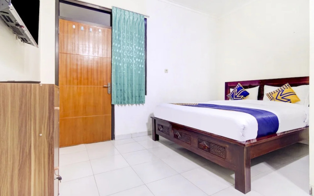 OYO Life 90152 Garuda Bima Residence Syariah